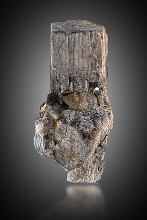 Andalusite. 